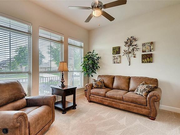 4th image of 2705 Madelena Ct