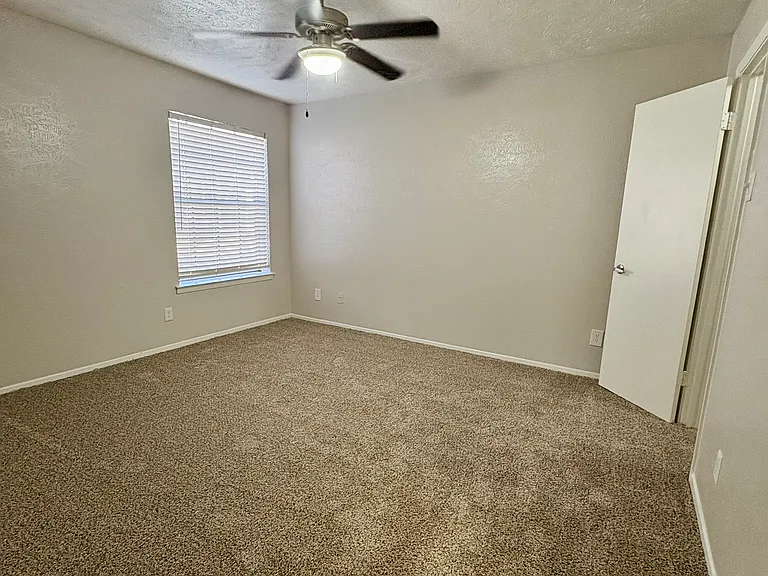 Pleasant Creek Apartments — Photo 51