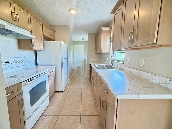 2nd image of 6422 Granger Rd