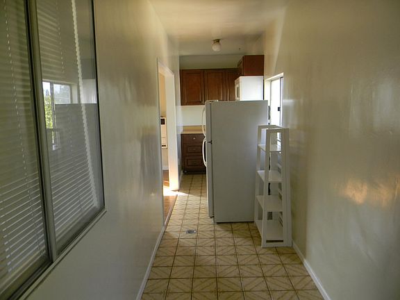 4th image of 3829 Edenhurst Ave