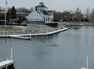 53 Cove Rd, Canandaigua, NY 14424