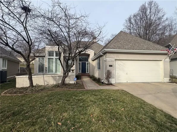 4227 N Jarboe Ct, Kansas City, MO 64116