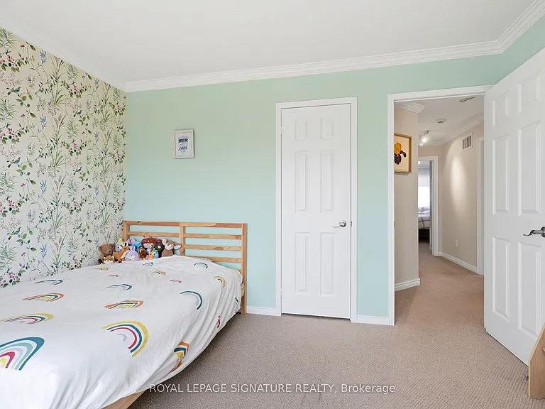 36 Moorefield Dr — Photo 16
