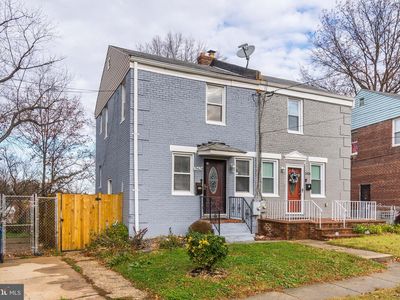 5424 B St SE, Washington, DC, 20019