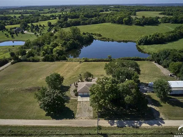 16547 27th St, Lawrence, KS 66044