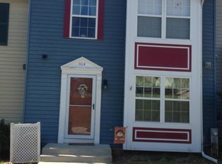 904 Gaming Sq, Hampstead, MD