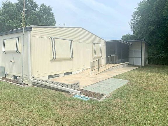 4th image of 16817 Silver Shores Ln