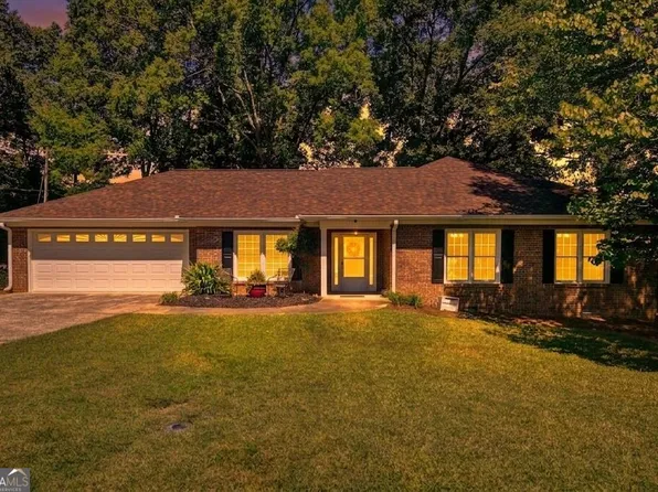 2520 Morningside Dr, Austell, GA 30106