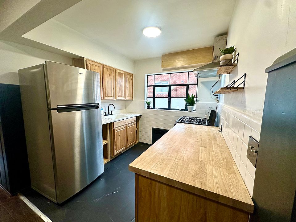 1st image of 3043 Boudinot Ave APT 3