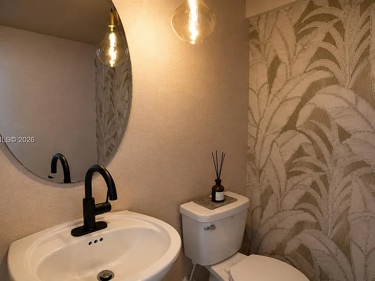 671 NW 204th St #671 — Photo 10