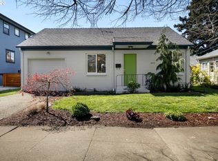6012 SE Bush St, Portland, OR 97206
