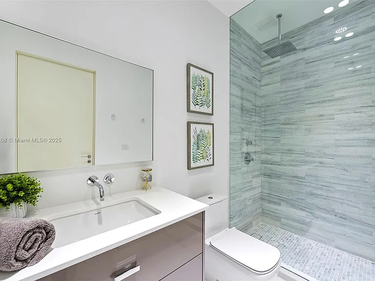 7450 SW 102nd St — Photo 39
