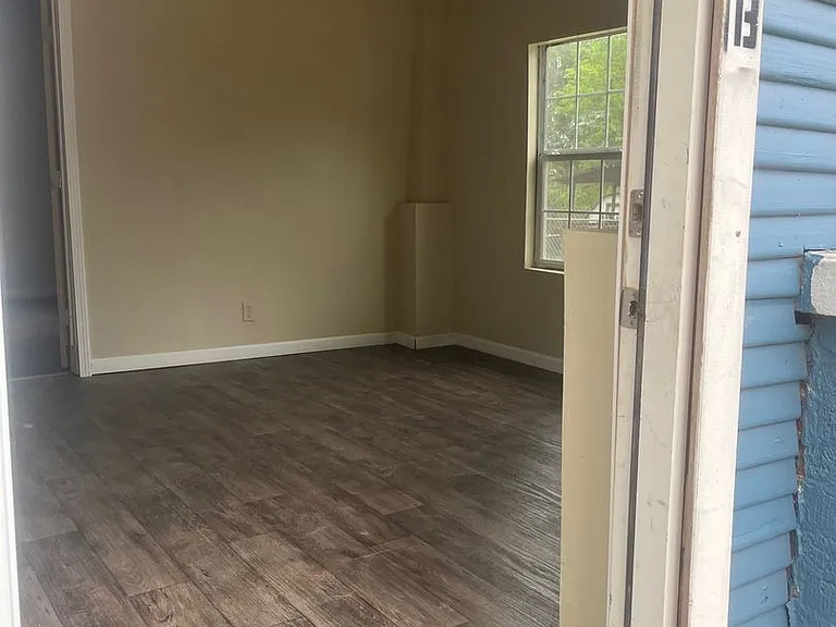 LPP - 428 S. Fredonia St. — Photo 15