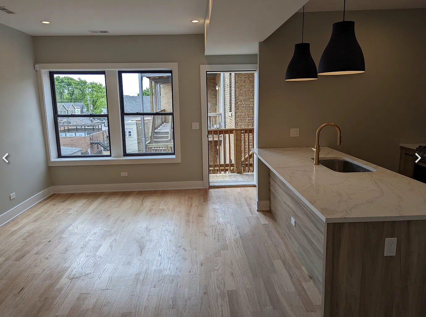 2 bed, 950 sqft, $2,795 — Photo 2