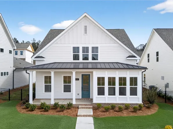 3533 Dickson Place Dr, Opelika, AL 36801