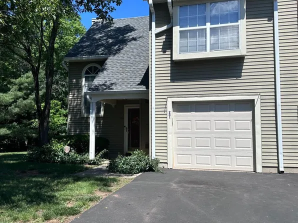 231 McAuliffe Ct, Somerset, NJ 08873