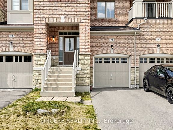 2nd image of 74 Paper Mills Cres