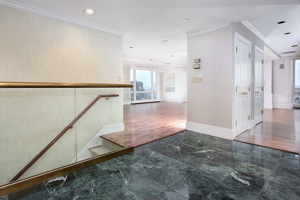 2 Commonwealth Ave APT 11H, Boston, MA 02116 | Zillow