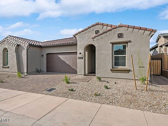 2nd image of 32888 N 73rd Way