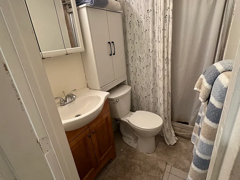 306 Sumner St #1 — Photo 8