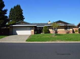 322 Crow Canyon Dr, Folsom, CA