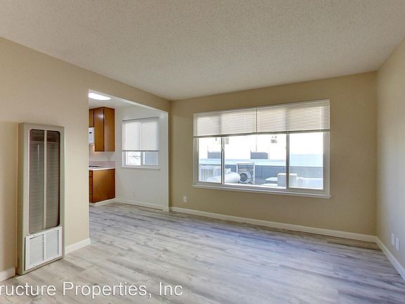 4th image of 3571 16th St #9