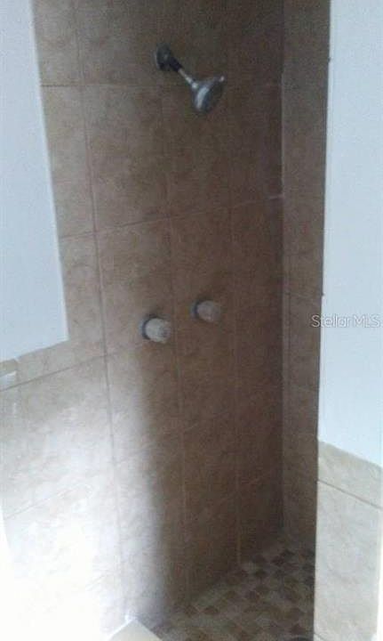 1st image of 822 Grand Central St APT 2