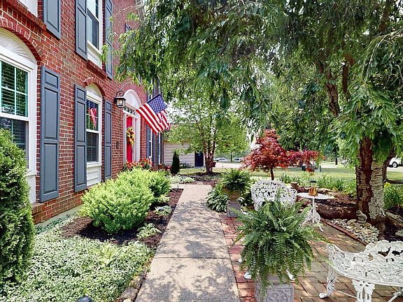 3rd image of 6482 N Windwood Dr
