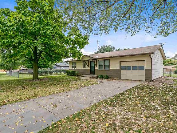 3rd image of 6517 N Longmont St