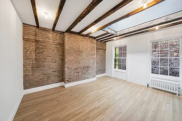 Rented by New York Residence