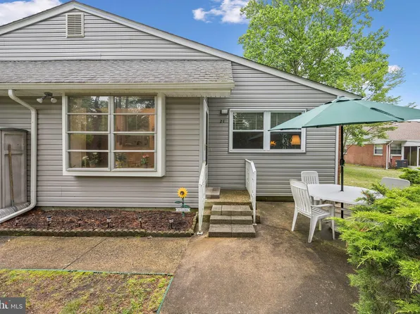 2C Monticello Dr, Manchester Township, NJ 08759