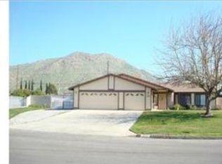 277 Chickadee Cir, Riverside, CA 92507