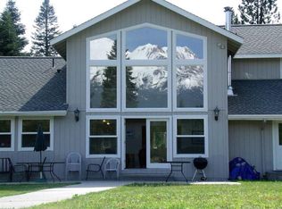 2824 Rainbow Ranch Ct, Mount Shasta, CA 96067