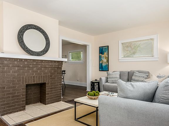 5th image of 733 Lilley Ave