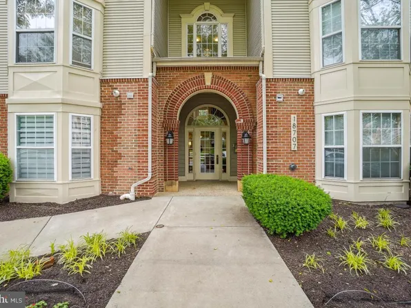 18707 Sparkling Water Dr #3, Gaithersburg, MD 20874