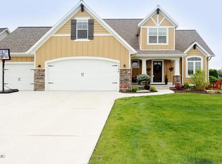1526 Providence Cove Ct SW, Byron Center, MI 49315