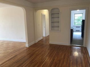 6445 Booth St APT 308, Rego Park, NY 11374