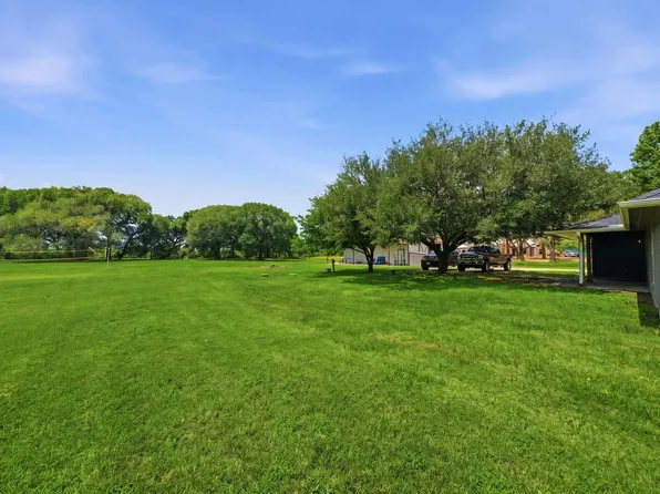 19819 Hampton Wood Dr, Tomball, TX 77377