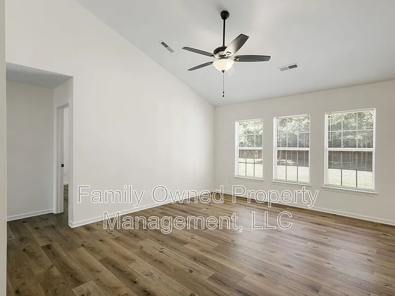 5208 Copley Cir — Photo 6