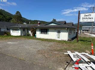 102 11th St, Garibaldi, OR 97118