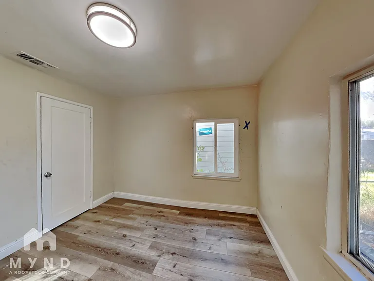 1852 Grand Ave — Photo 7