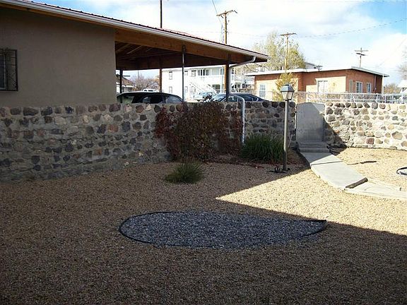 2nd image of 906 Calle Rodriguez