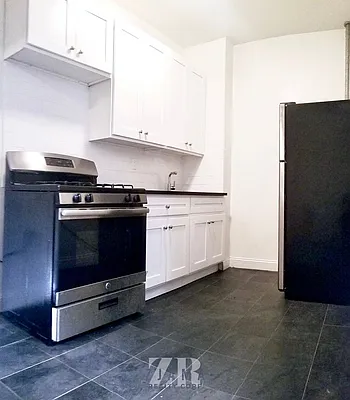 Rented by Zjama Realty Corp | media 15