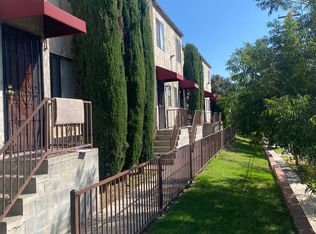 10-240 Pepper St, Pasadena, CA 91103