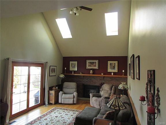 SKYLIGHTS AND CATHEDRAL CEILING IN THE FAMILY ROOM