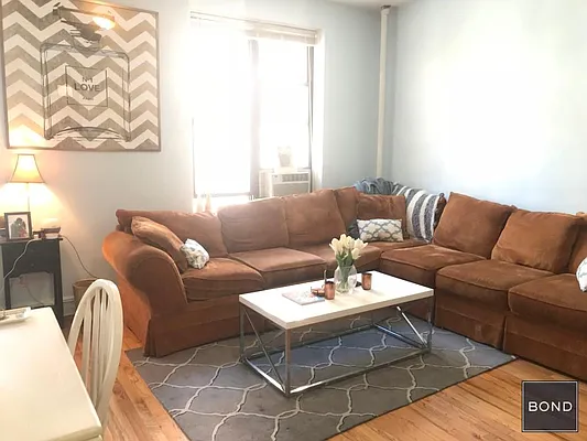 Rented by Bond New York | media 24