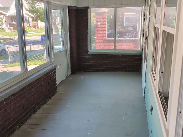 4136 Fairview Dr — Photo 14