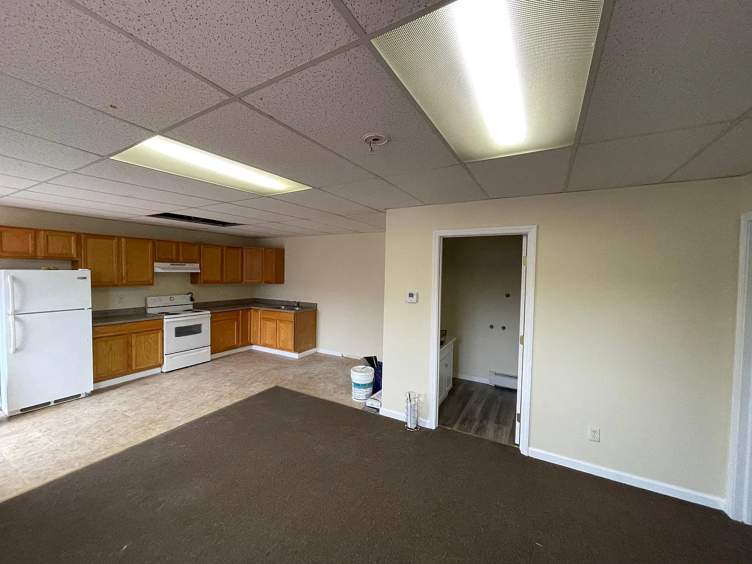 2 bed, 800 sqft, $1,200 — Photo 2