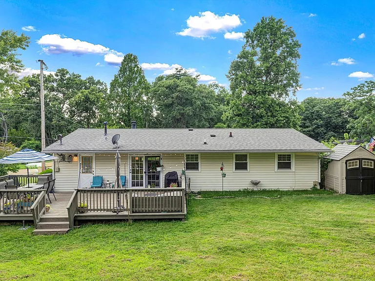 322 Spring Meadows Dr — Photo 30