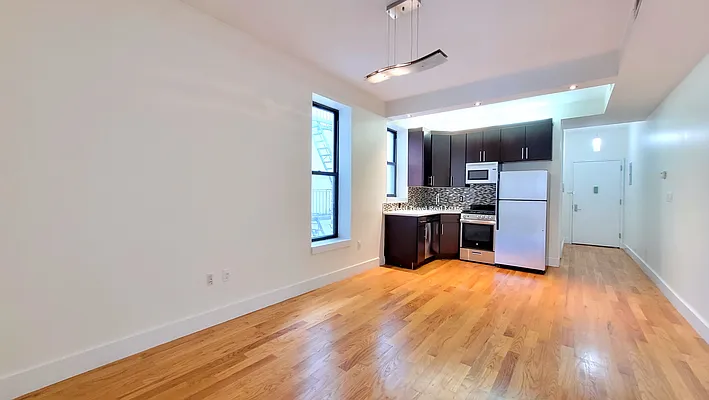 Rented by Voro New York | media 2